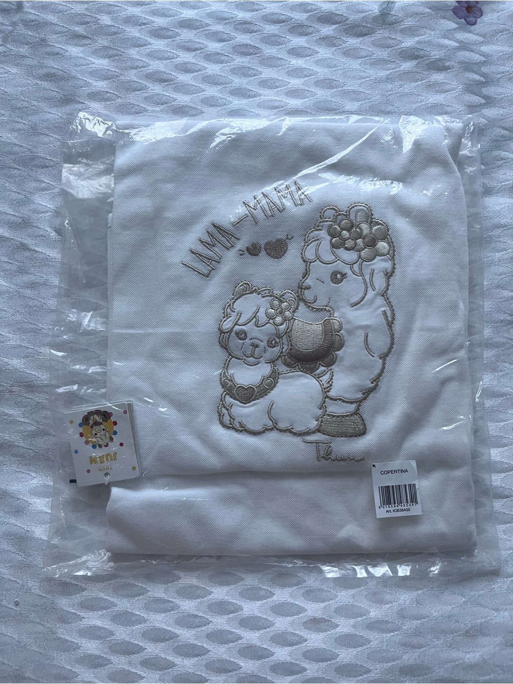 Lama-Mama Embroidered White Kids Blanket by Thun